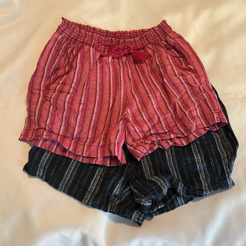 TWO Briggs Linen Shorts Tie Front Stretchy Waistband Women Small